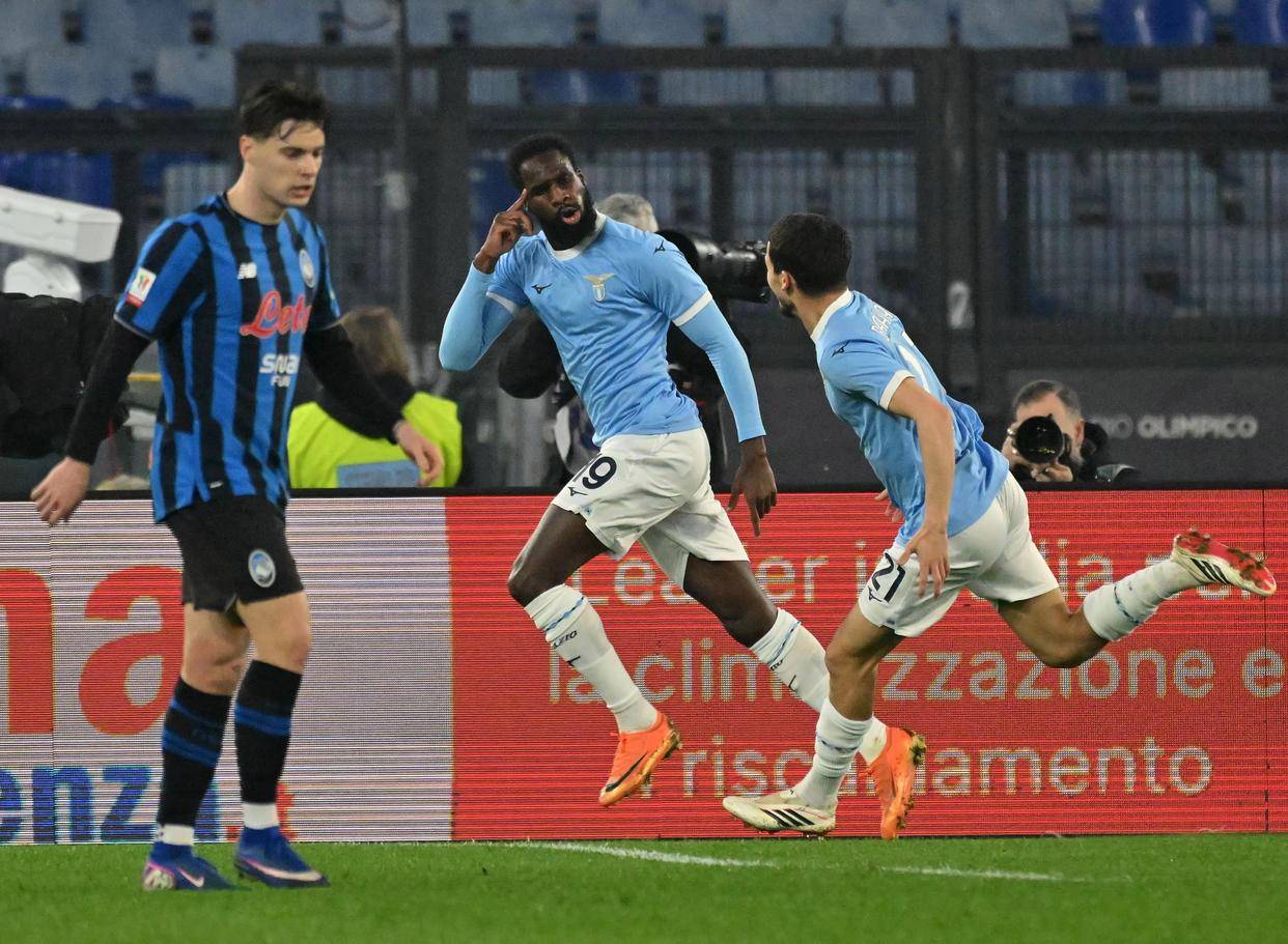 九游娱乐app口碑好-尼克威廉斯续约毕尔巴鄂竞技周薪