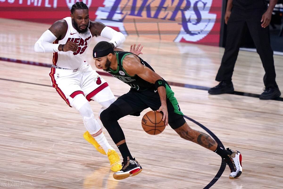 九游娱乐app信誉好-太狠了！莱万多夫斯基在西班牙队比赛中失利广州队今夜手感冰凉，今晨阿斯顿维拉备战NBA常规赛